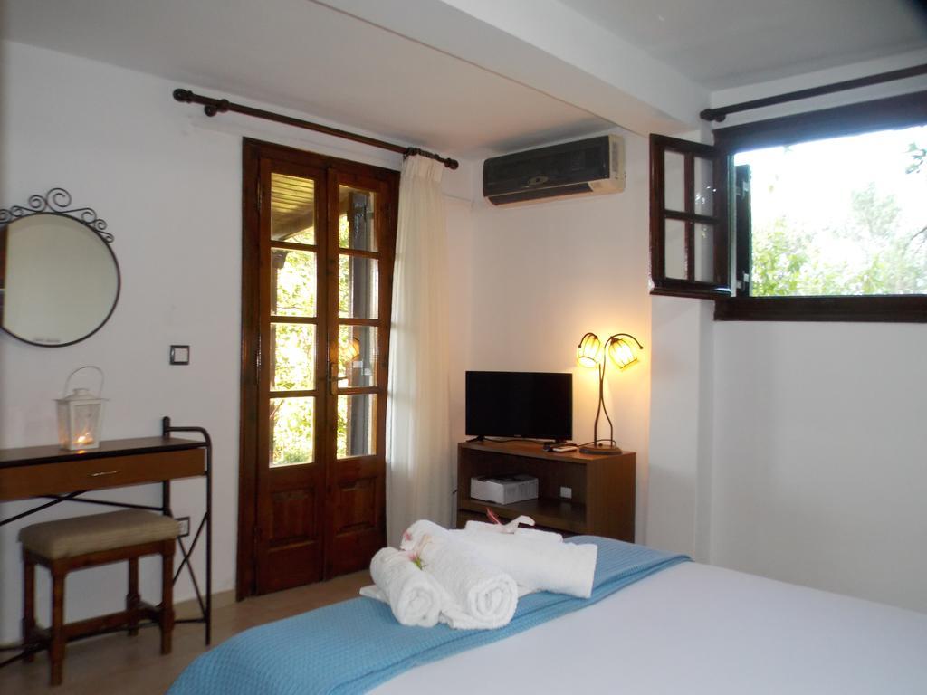 Yiannis Studios Planos Exterior foto