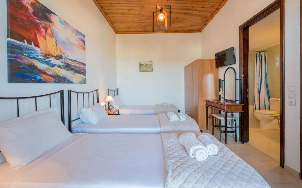 Yiannis Studios Planos Exterior foto