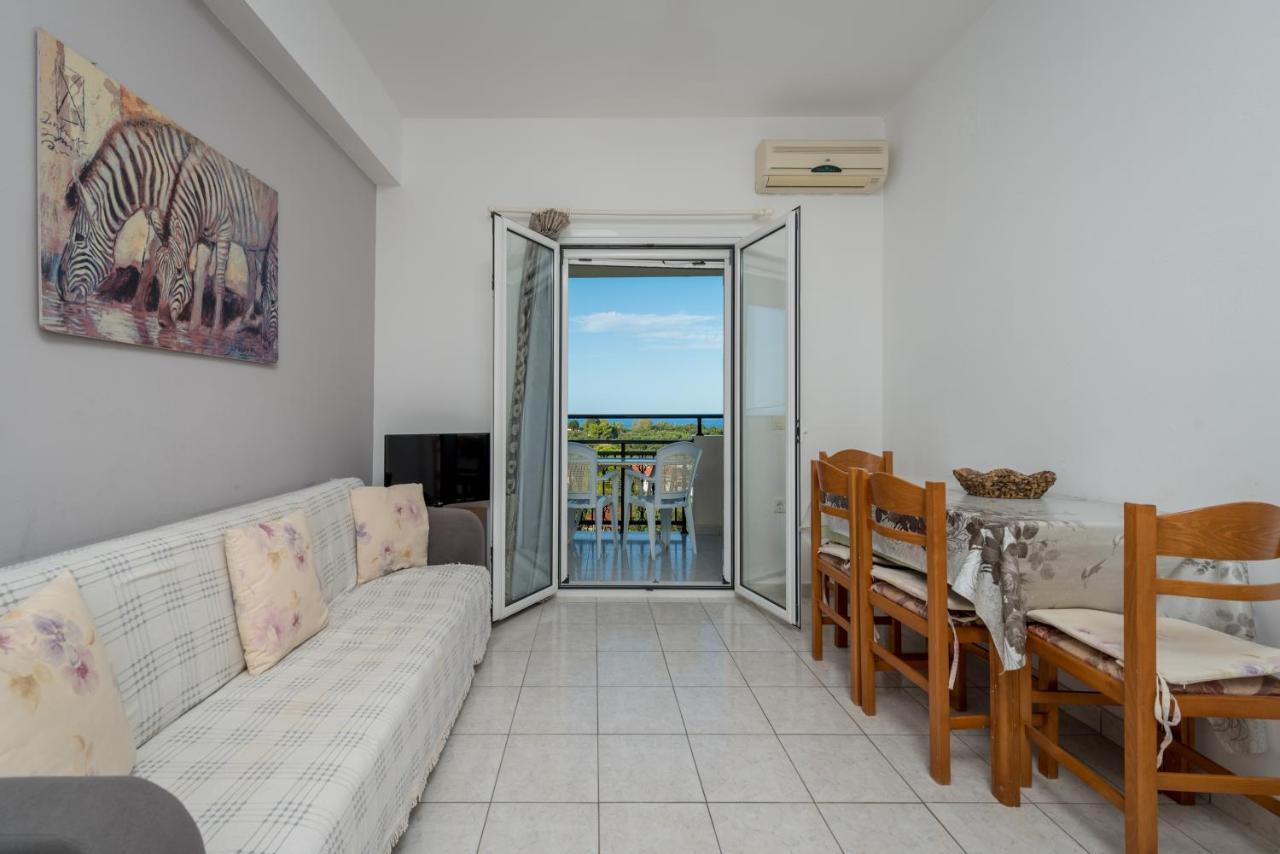Yiannis Studios Planos Exterior foto